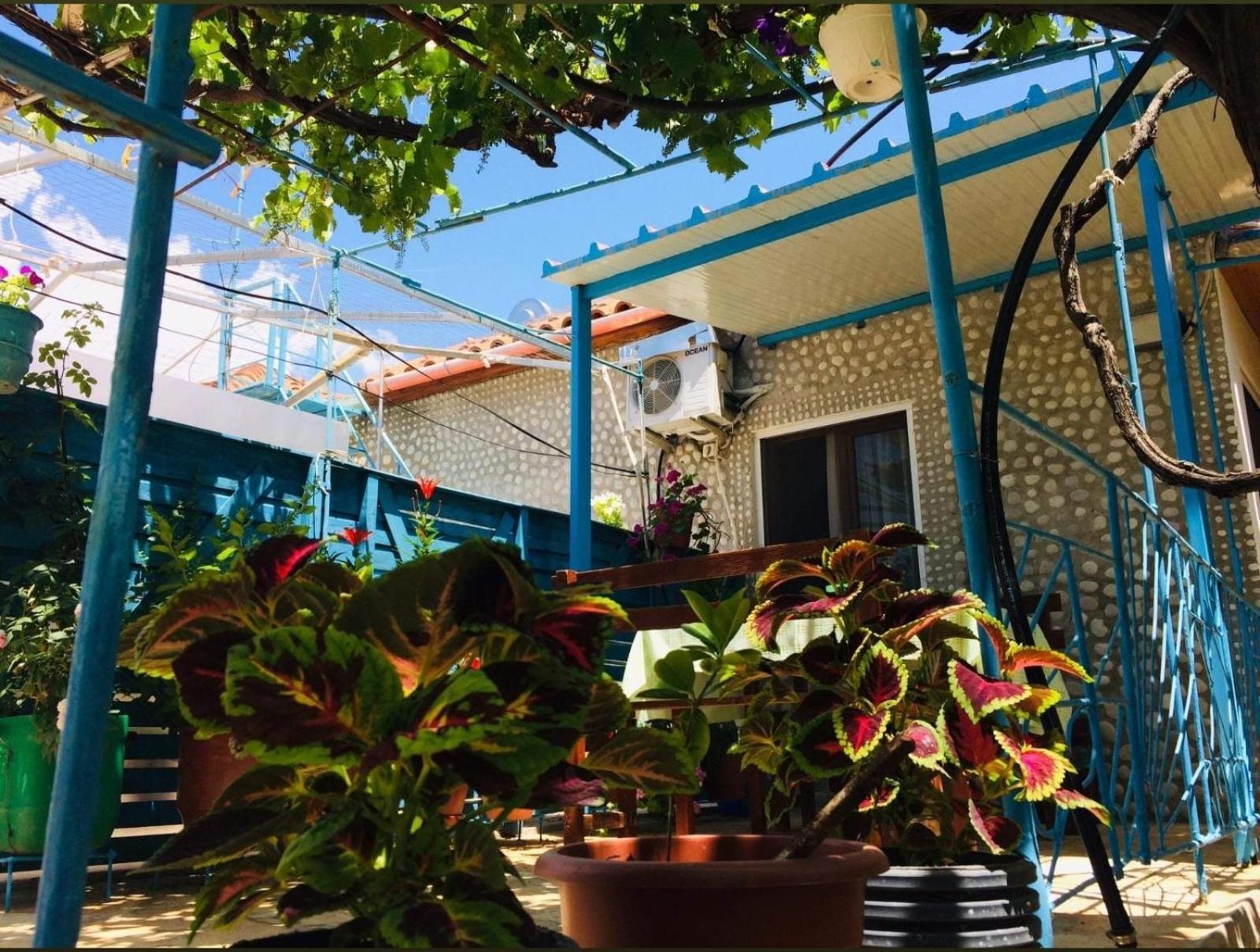 Relaxation Place Hotel Himare Exterior photo