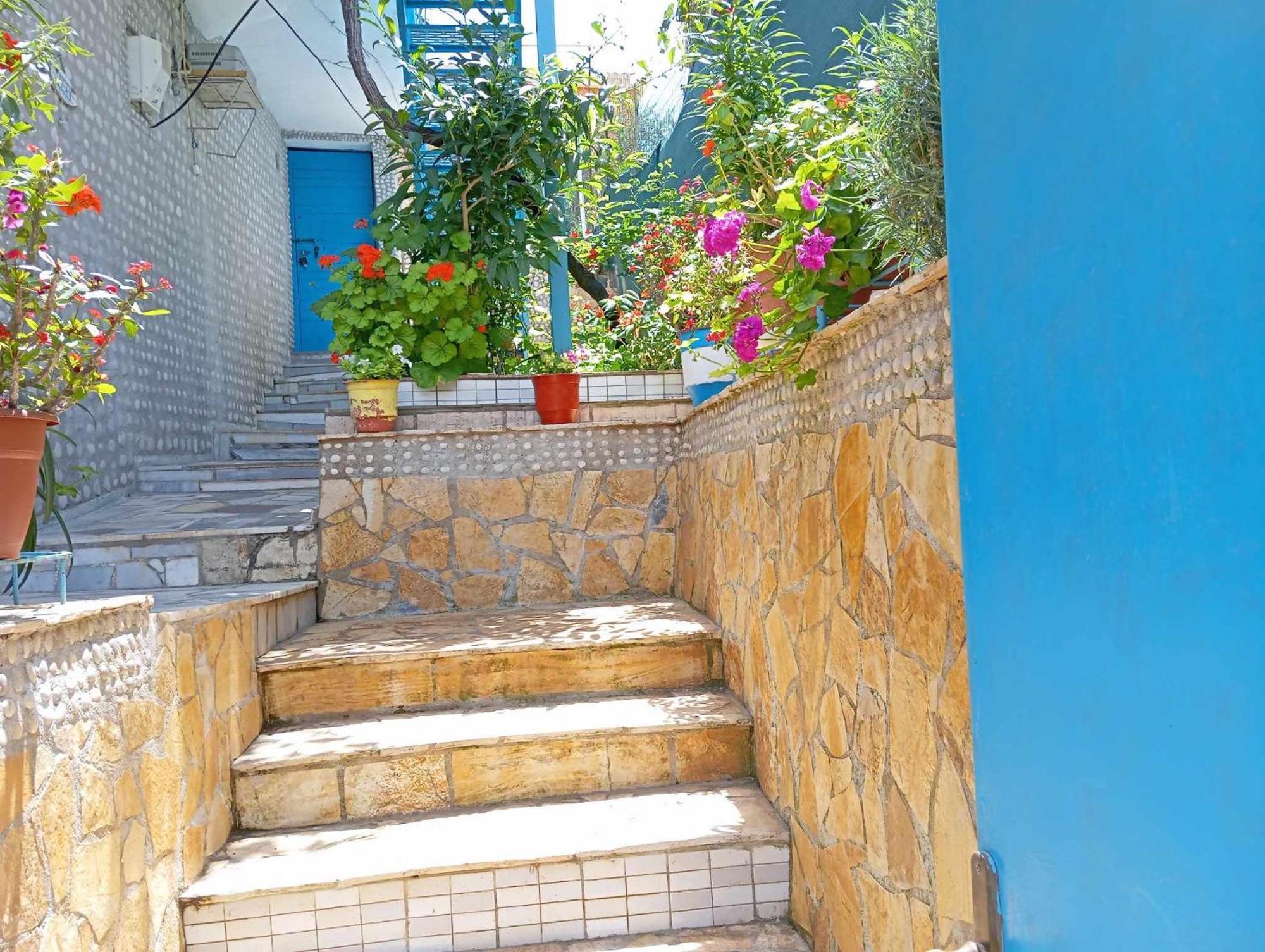 Relaxation Place Hotel Himare Exterior photo
