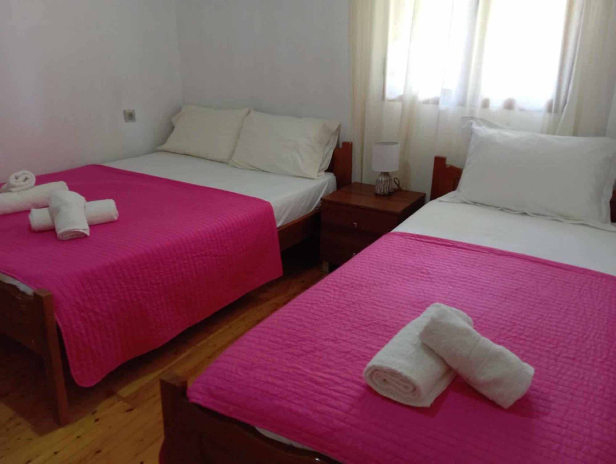 Relaxation Place Hotel Himare Exterior photo