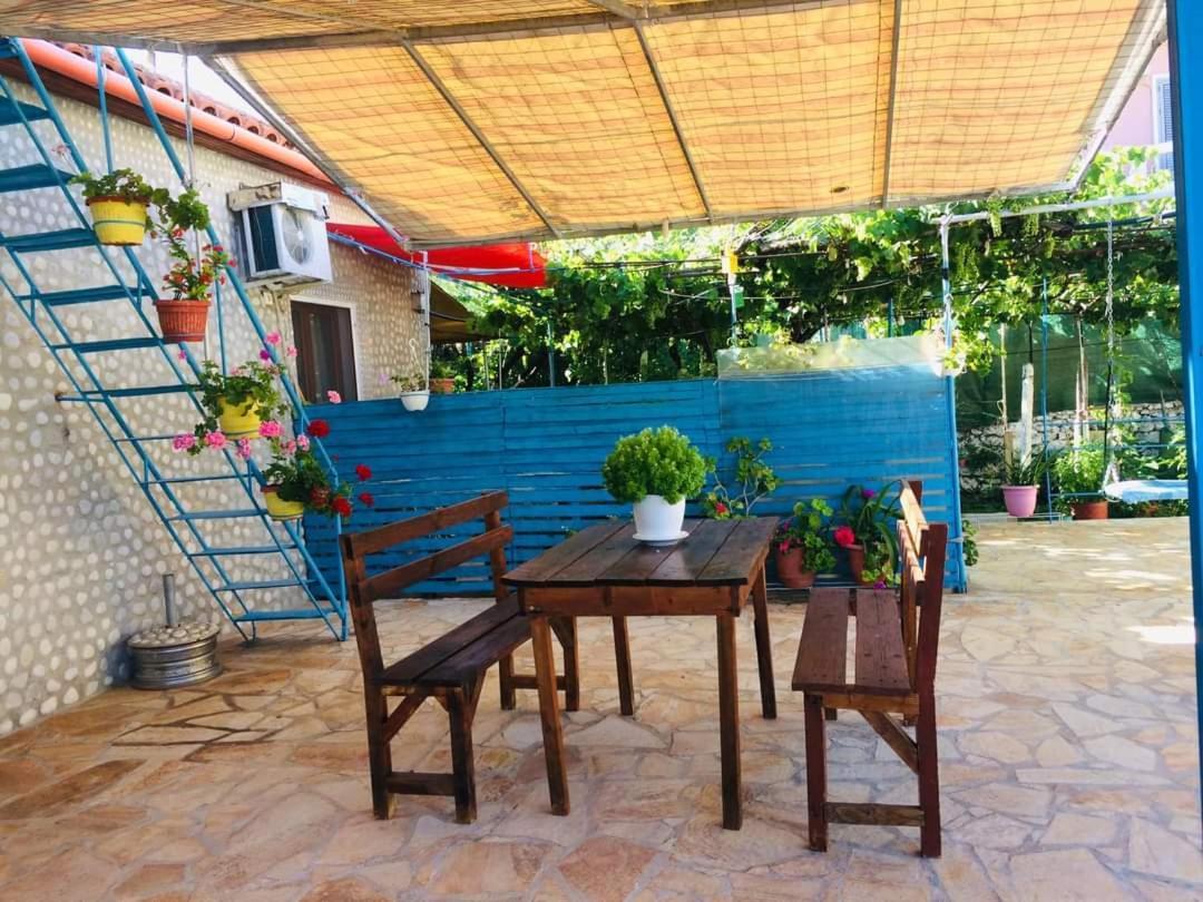 Relaxation Place Hotel Himare Exterior photo