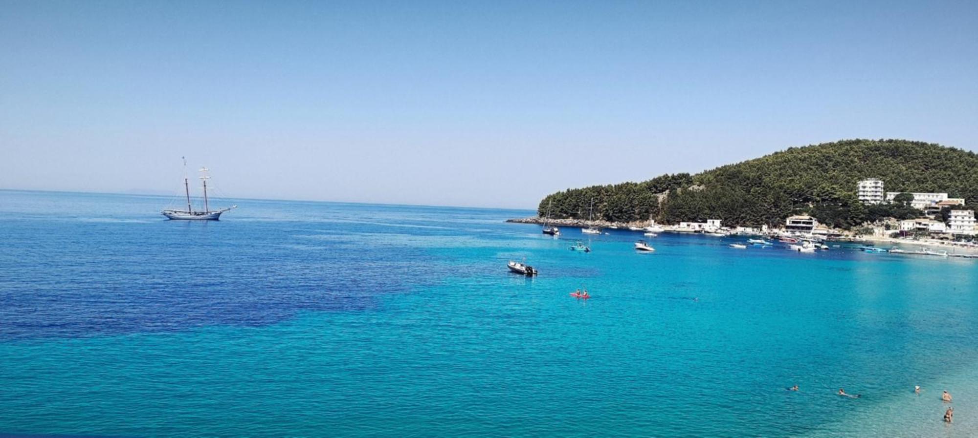 Relaxation Place Hotel Himare Exterior photo